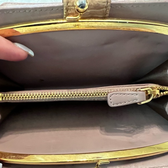 🎉HP🎉 Miu Miu Wallet - Picture 10 of 14